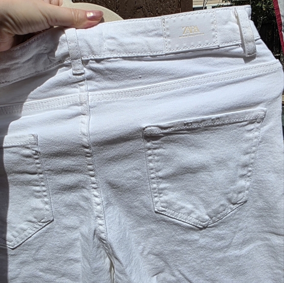 Nwot Zara White Flared Jeans Eu 40, Us 8 - Picture 2 of 10